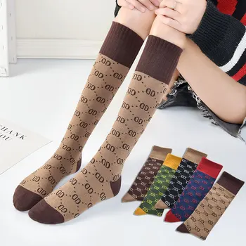 Голяма брандираната версия в стил Same приливи и отливи, Есенно-зимни дамски Чорапи със средна дължина, Чорапи до Коляното, Стилни и Универсални чорапи до Прасците, Ins